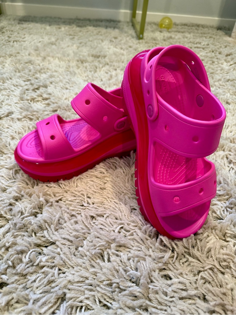 CROCS Women’s Mega Crush Sandals in Bright Pink - Picture 4 of 5